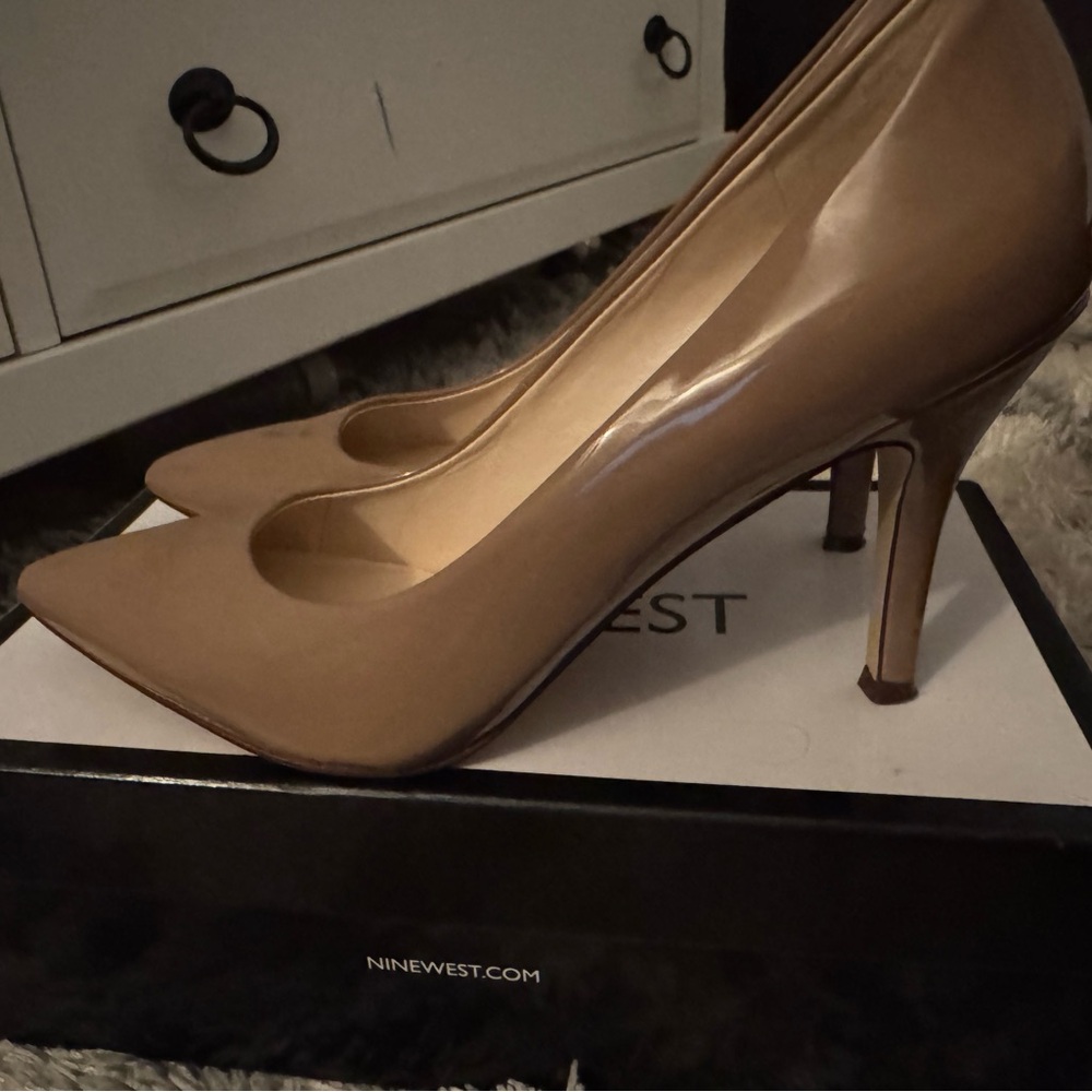 Nine West Women's Beige Heels